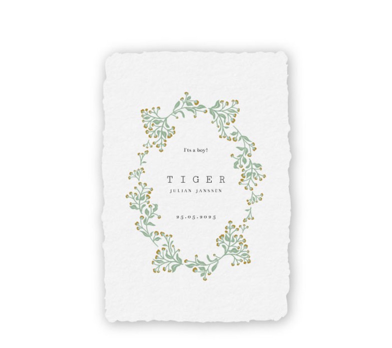 Geboortekaartje handgeschept met een bloemen border babynaam Tiger