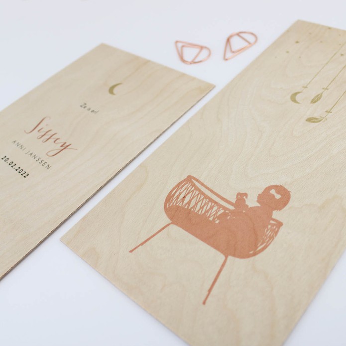 Geboortekaartje hout rotan wieg Sissey