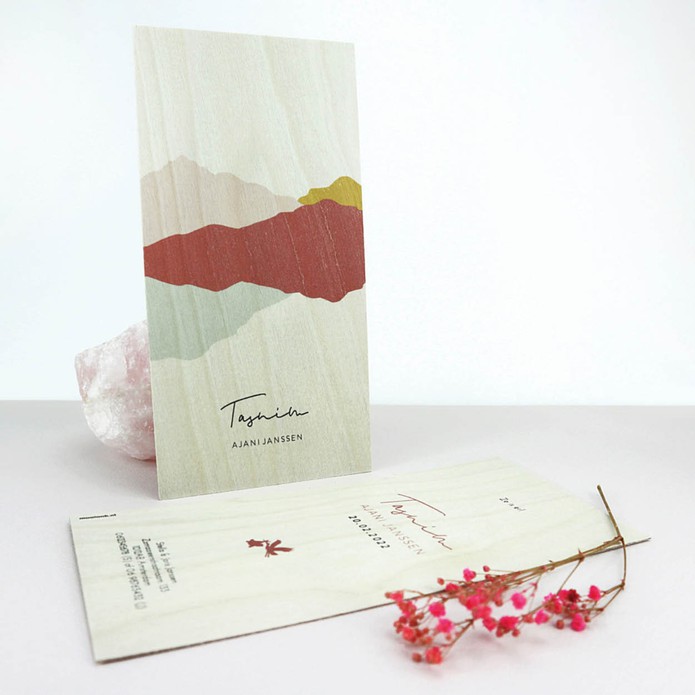 Geboortekaartje hout abstracte bergen Tasnim