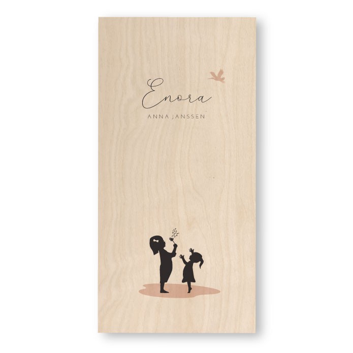 Geboortekaartje hout spelende zusjes Enora